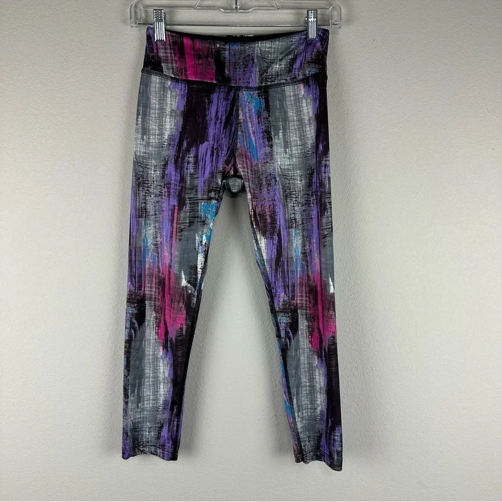 Beyond Yoga Purple Pink Silver Lux Foxing Cropped Athletic Leggings Size Small